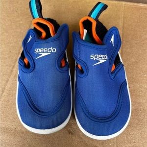 Toddler water shoes